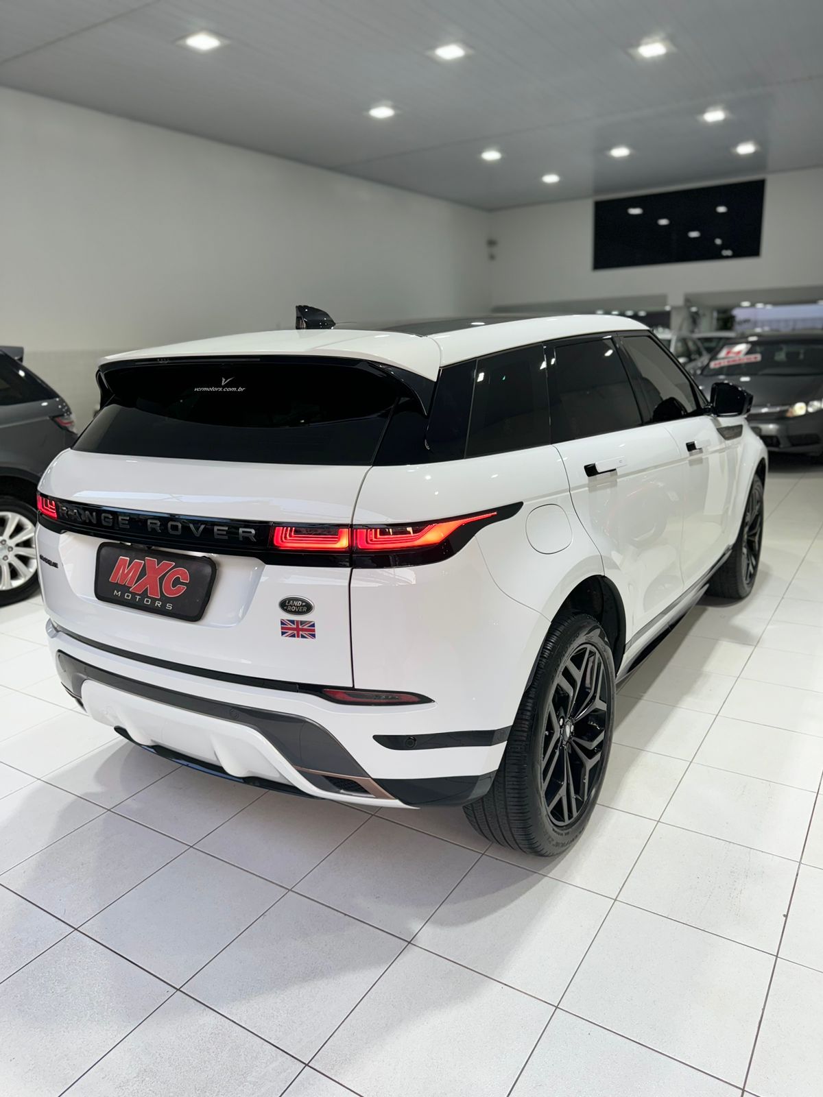 LAND ROVER   RANGE ROVER EVOQUE  2.0 P250 FLEX R-DYNAMIC SE AWD AUTOMÁTICO