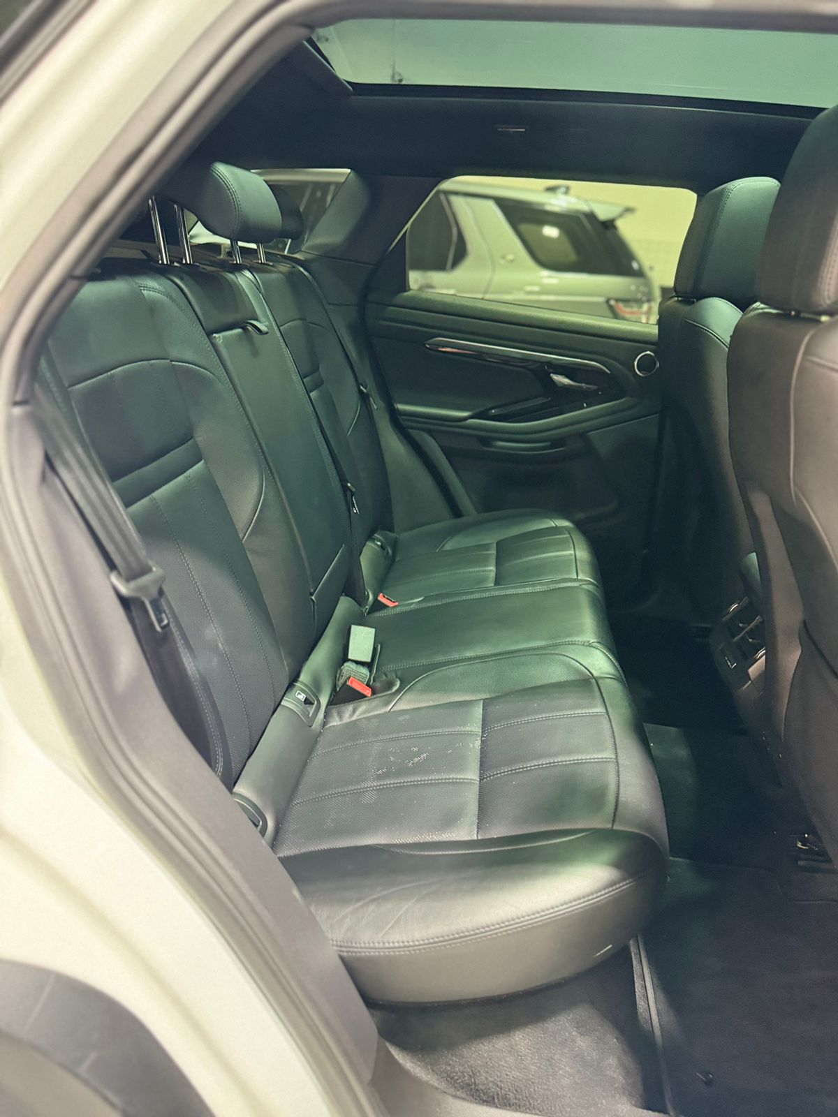 LAND ROVER   RANGE ROVER EVOQUE  2.0 P250 FLEX R-DYNAMIC SE AWD AUTOMÁTICO