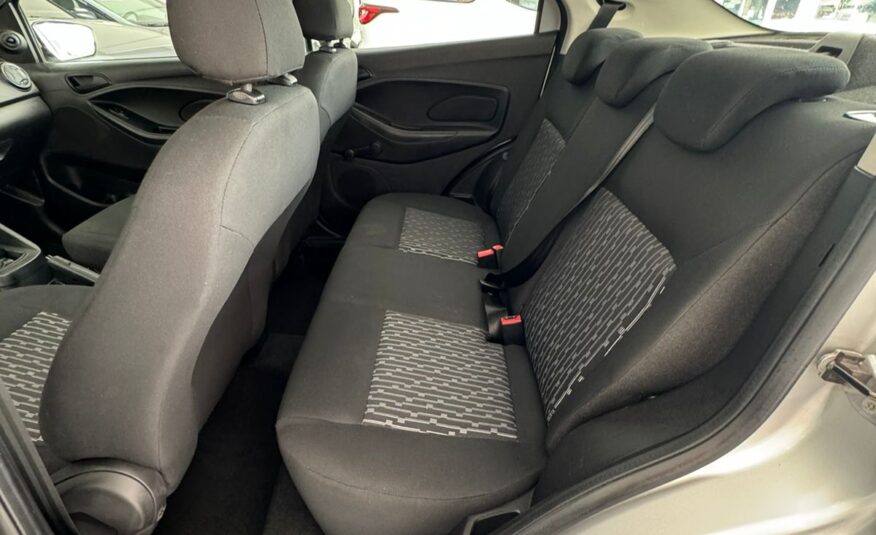 FORD / KÁ SEDAN SE 1.5