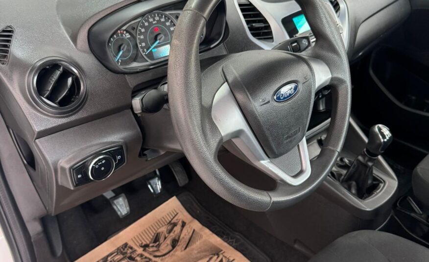 FORD / KÁ SEDAN SE 1.5