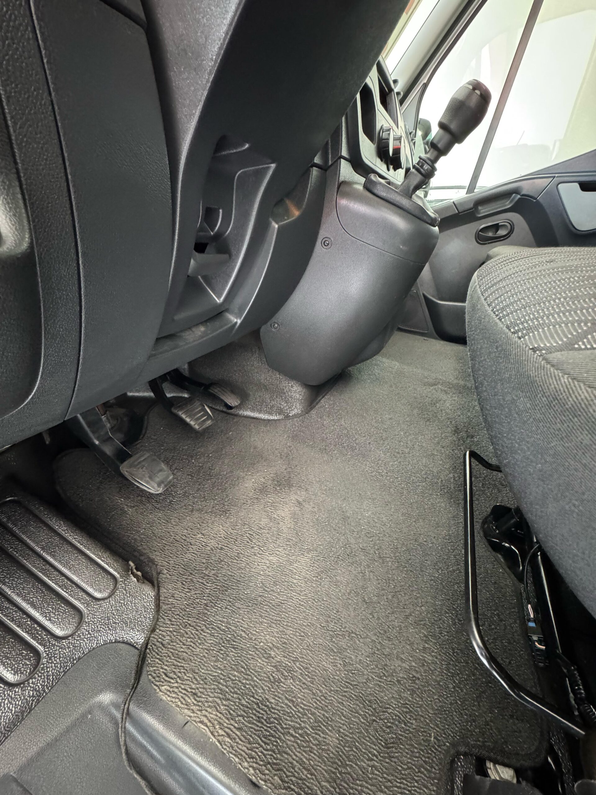 RENAULT / MASTER 2.3 DCI DIESEL FURGÃO L1H1 3P MANUAL