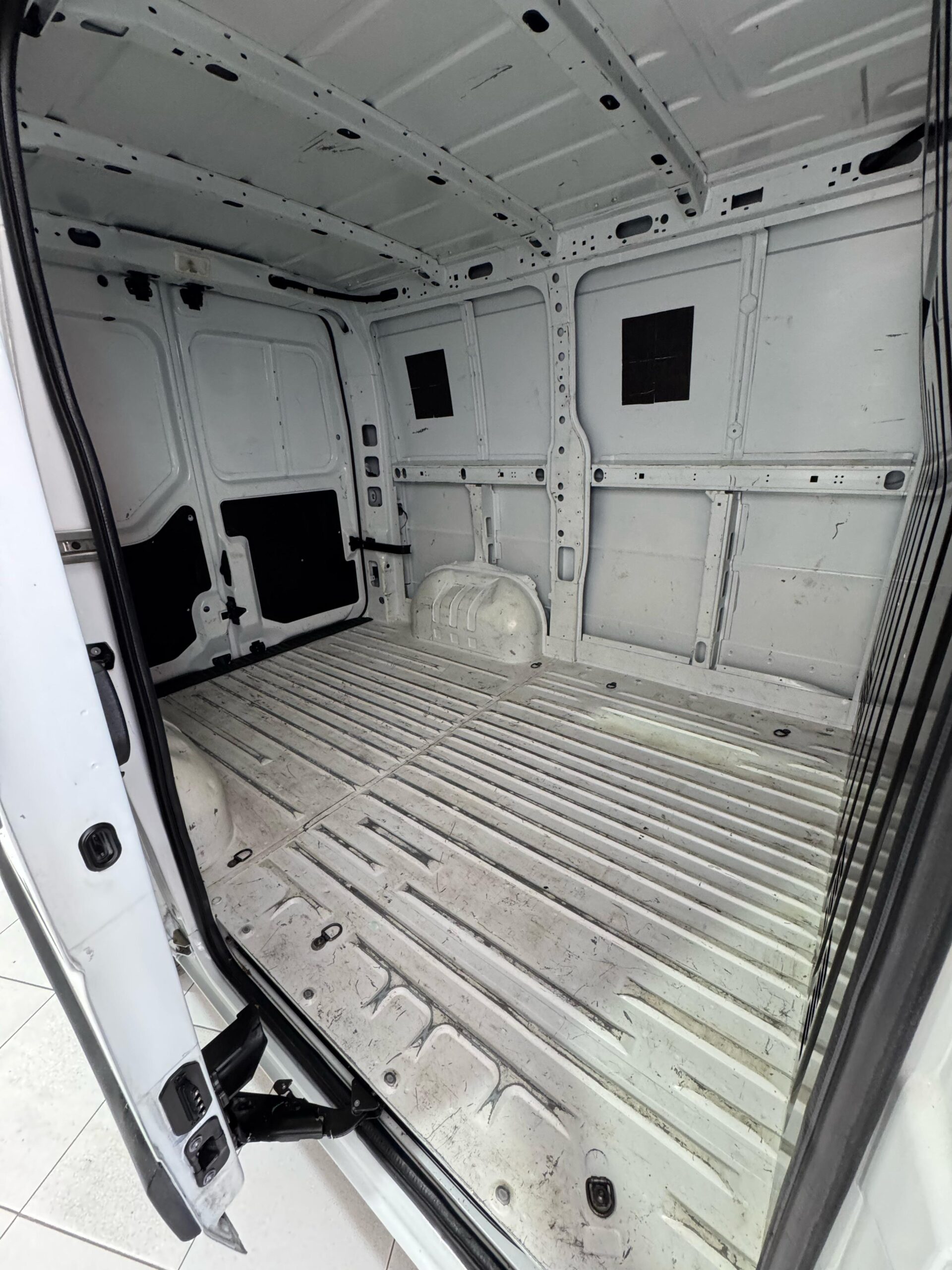 RENAULT / MASTER 2.3 DCI DIESEL FURGÃO L1H1 3P MANUAL