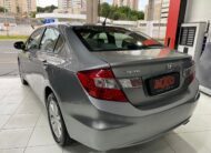 Honda / Civic LXR Automático