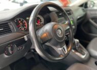 VW / Jetta 2.0 confortline