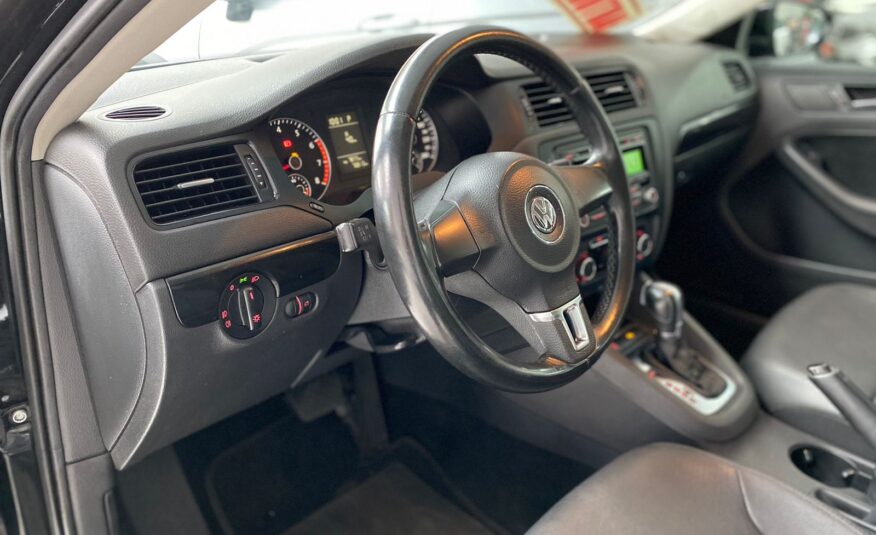 VW / Jetta 2.0 confortline
