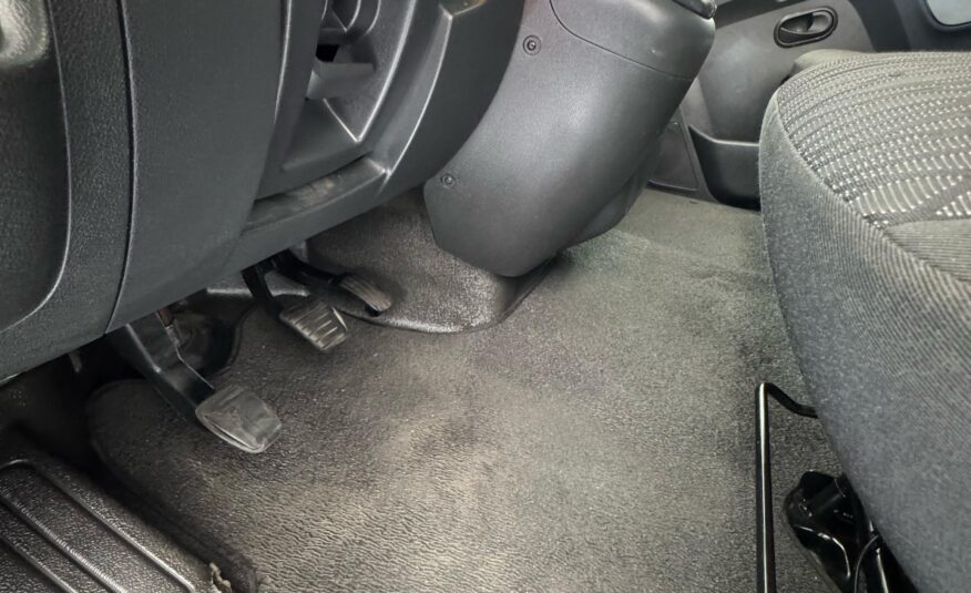 RENAULT / MASTER  2.3 DCI DIESEL FURGÃO L1H1 3P MANUAL