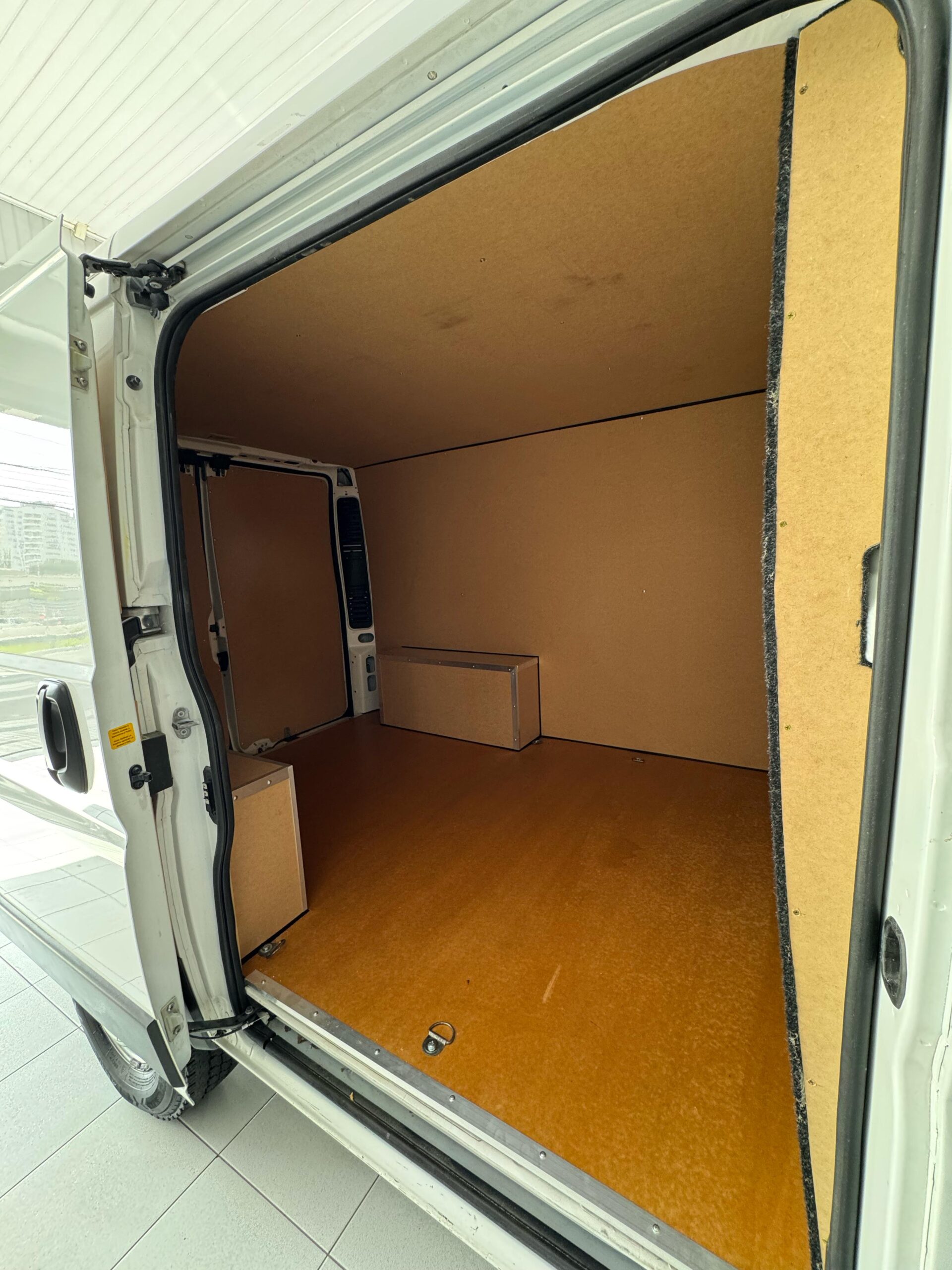 FIAT / DUCATO 2.3 MULTIJET DIESEL CARGO CURTO MANUAL