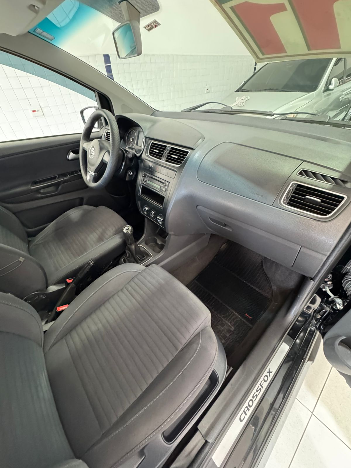 VOLKSWAGEN / CROSSFOX  1.6 MI FLEX 8V 4P MANUAL