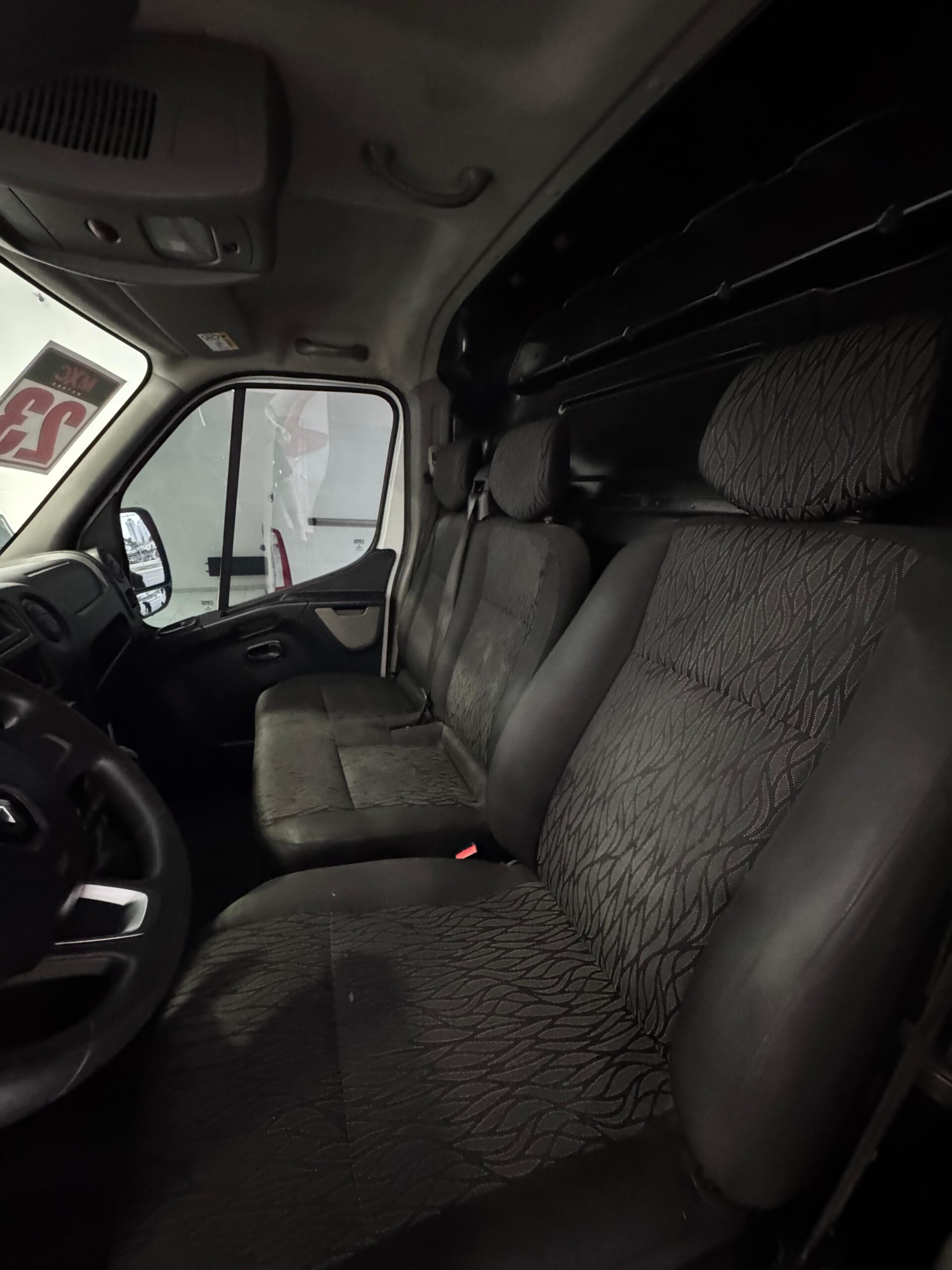RENAULT / MASTER 2.3 DCI DIESEL FURGÃO L1H1 3P MANUAL