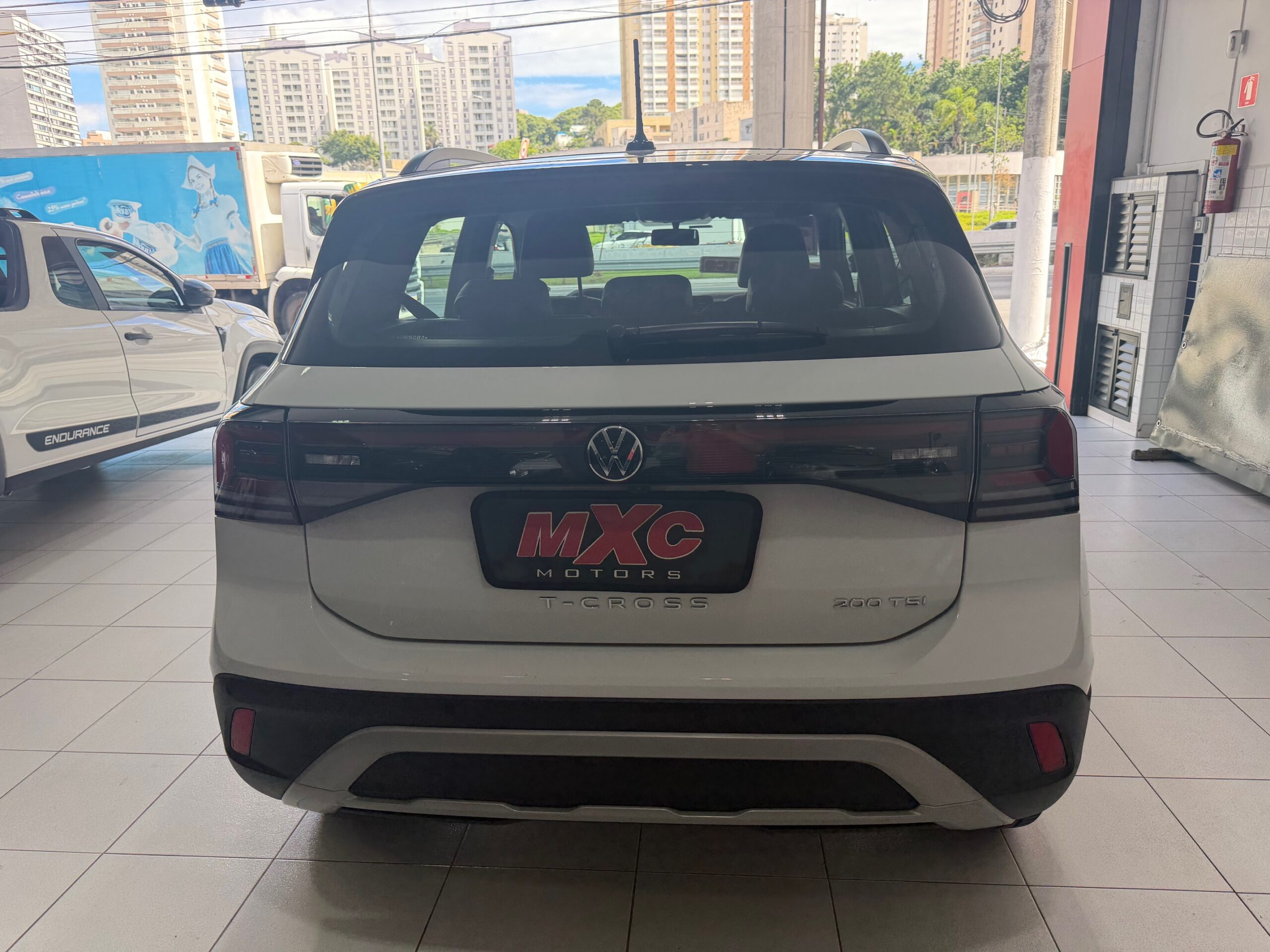 VOLKSWAGEN / T-CROSS  1.0 200 TSI TOTAL FLEX COMFORTLINE AUTOMÁTICO
