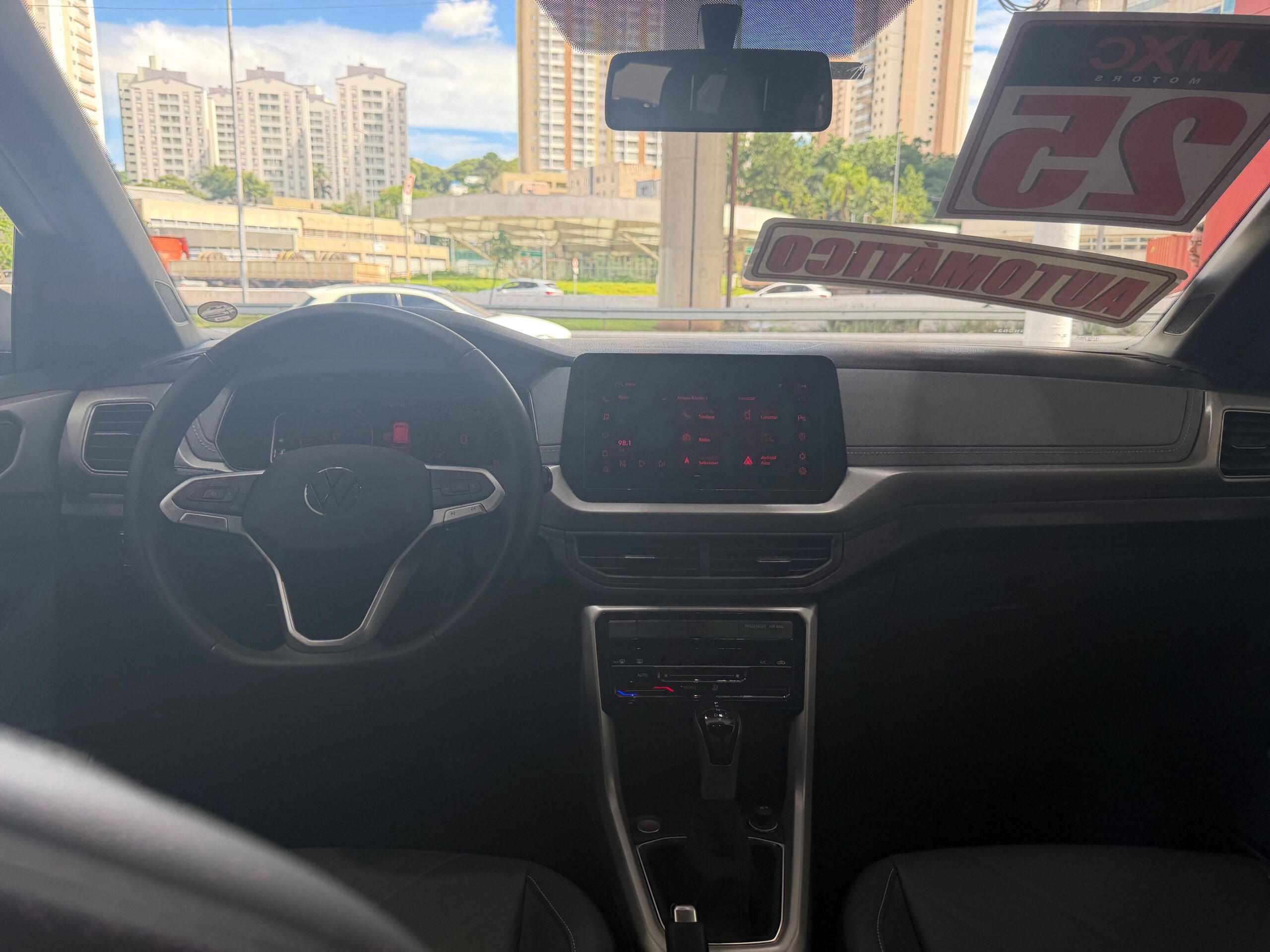 VOLKSWAGEN / T-CROSS  1.0 200 TSI TOTAL FLEX COMFORTLINE AUTOMÁTICO