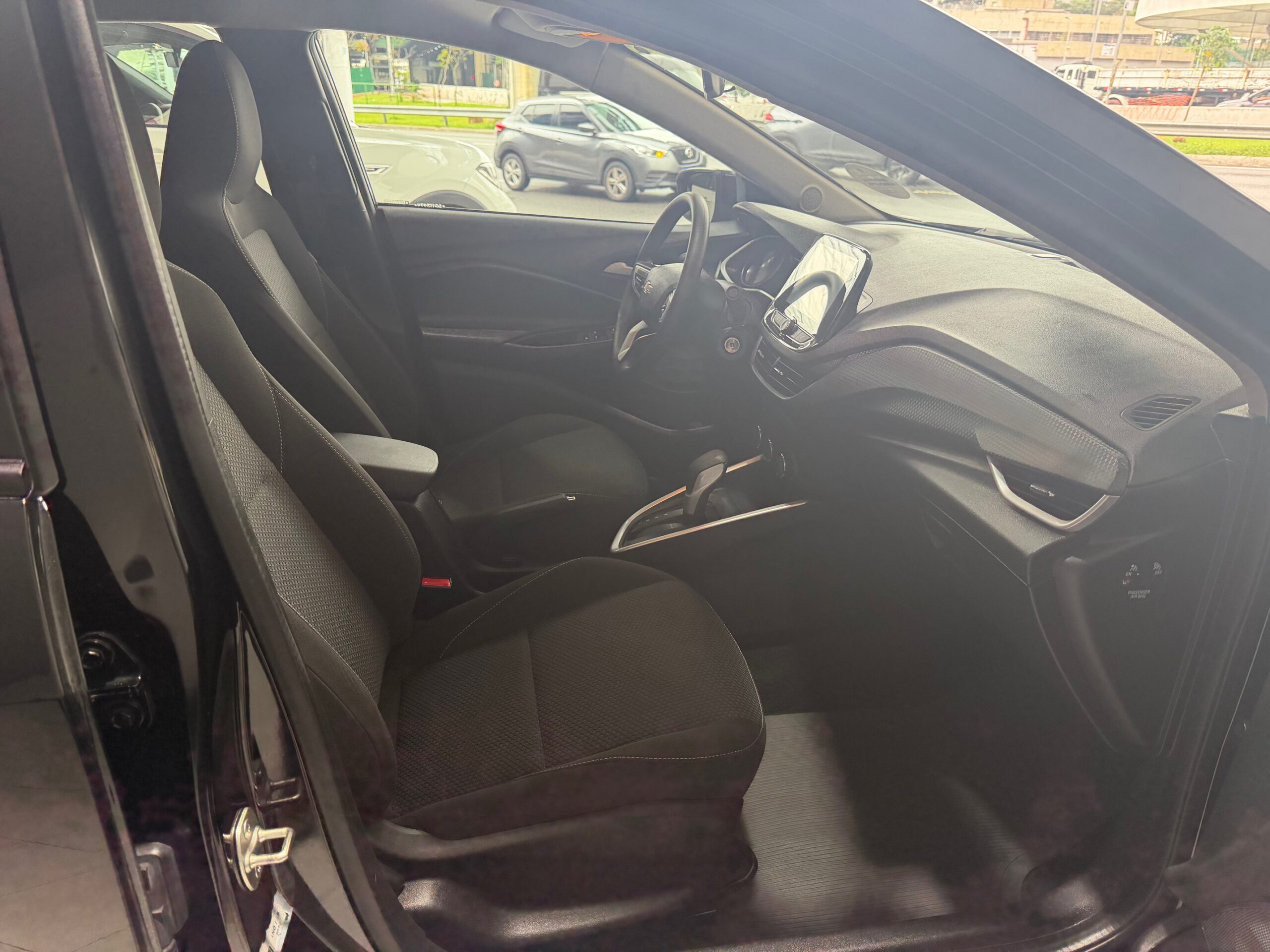 CHEVROLET / ONIX  1.0 TURBO FLEX PLUS LTZ AUTOMÁTICO