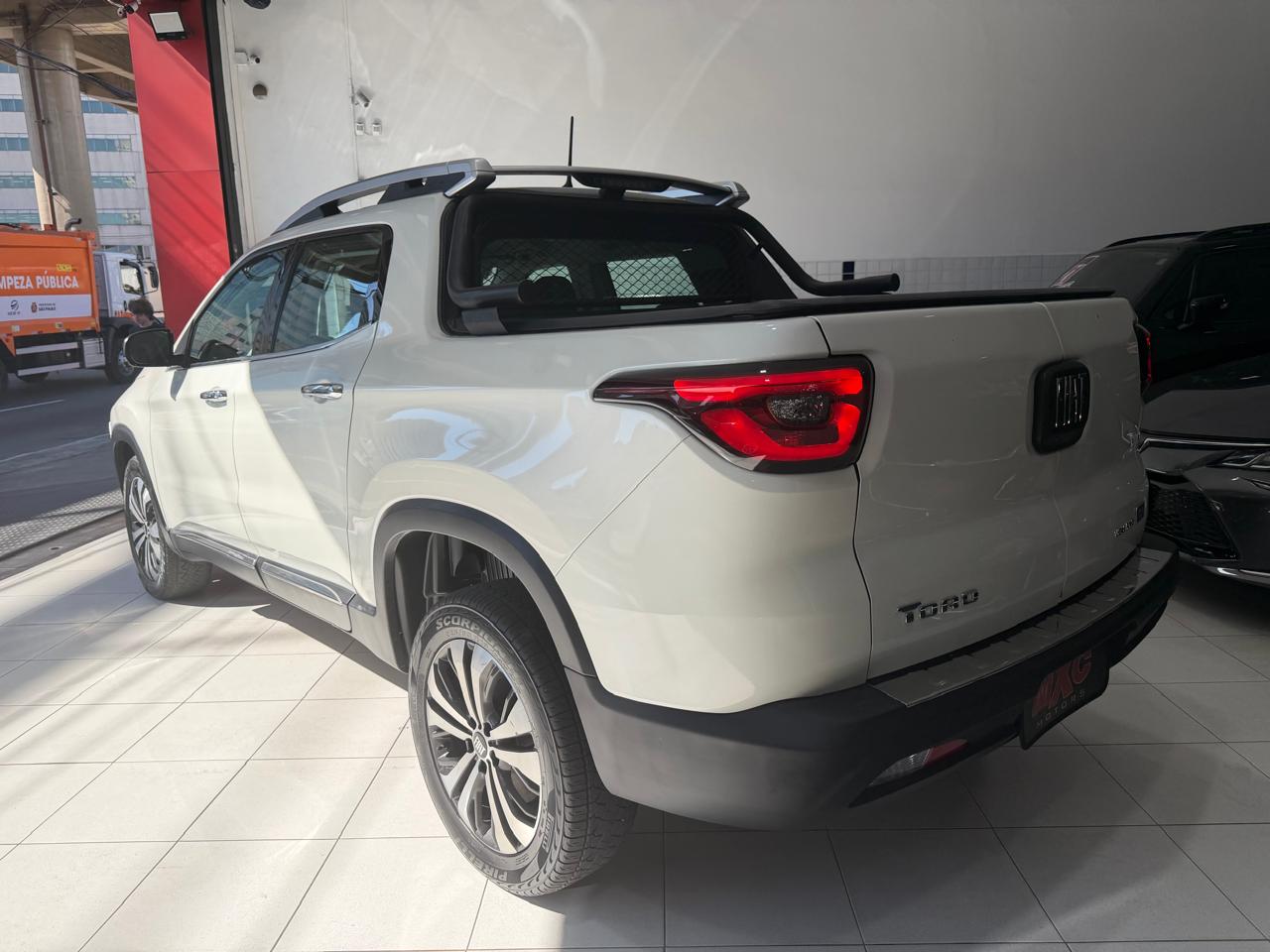 FIAT / TORO  2.0 16V TURBO DIESEL VOLCANO 4WD AT9