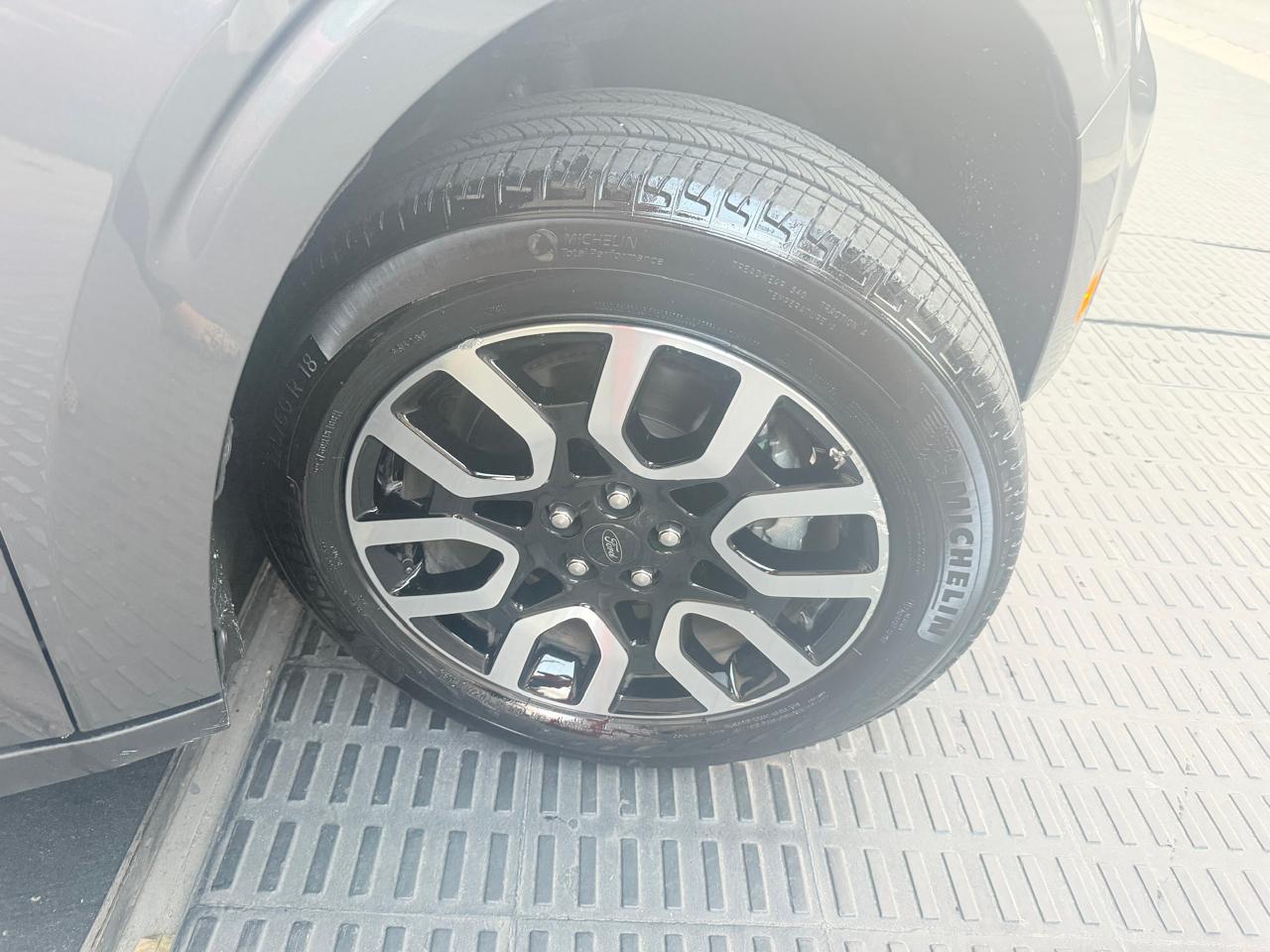 FORD / MAVERICK  2.5 HYBRID LARIAT E-CVT