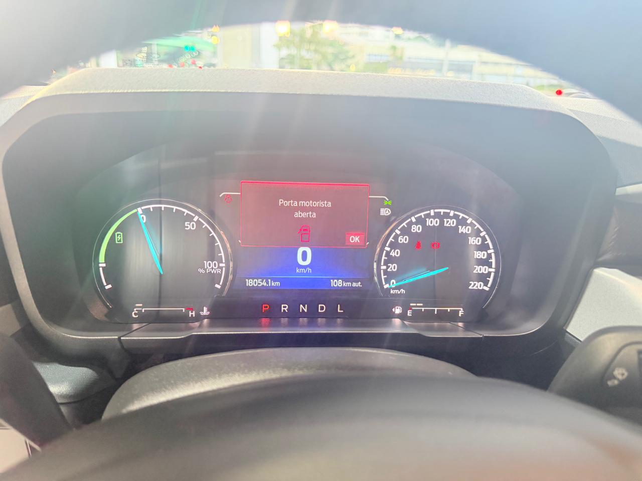 FORD / MAVERICK  2.5 HYBRID LARIAT E-CVT